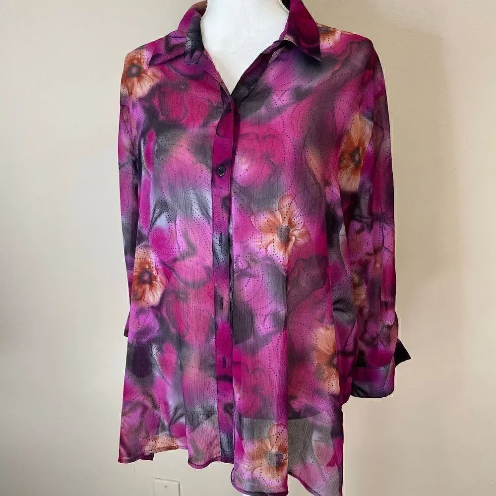 Southern Lady| 2XLarge| Button up| Semi Sheer| 3/4 sleeve
